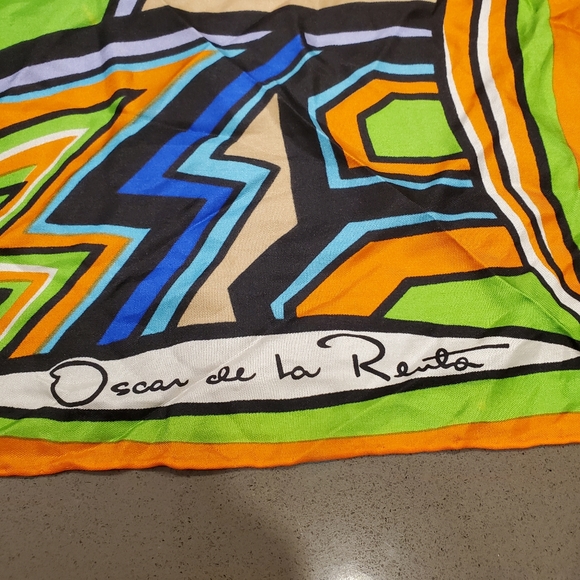 Oscar de la Renta Silk Scarf 23" - Picture 2 of 3